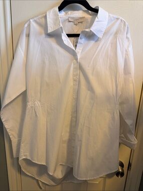 LOFT White Button-Front Dress Shirt with Cut Out Back
